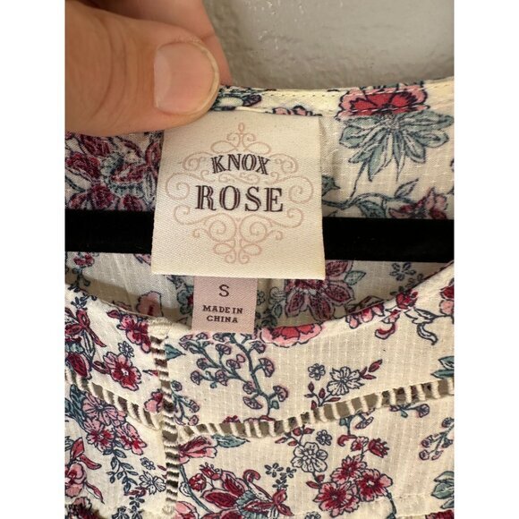 Knox Rose Womens White Blouse Small floral aline rayon‎ sleeveless round neck - Picture 3 of 6